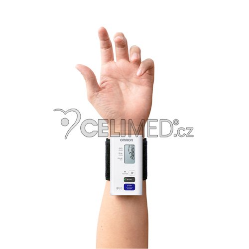 HEM-9601T-E_product-detail product on wrist_small