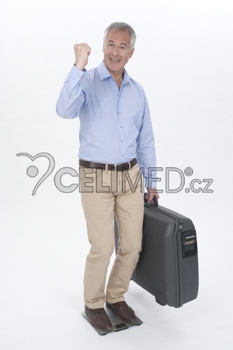 PIC-HN-288_man-suitcase-(2)_small